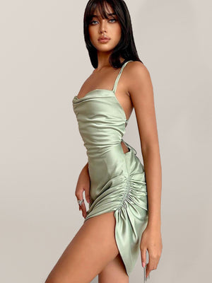 🔥 Sexy Tube Top Slit Dress – Backless, High Waist & Flattering Fit ✨