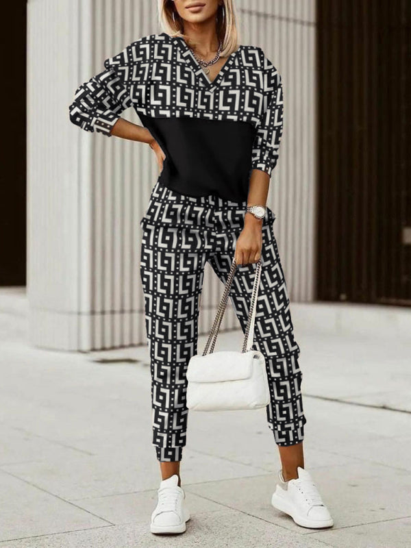 Chic Printed Sweater & Trousers Set Cozy 2-Piece Lounge Outfit Trendy & Comfy