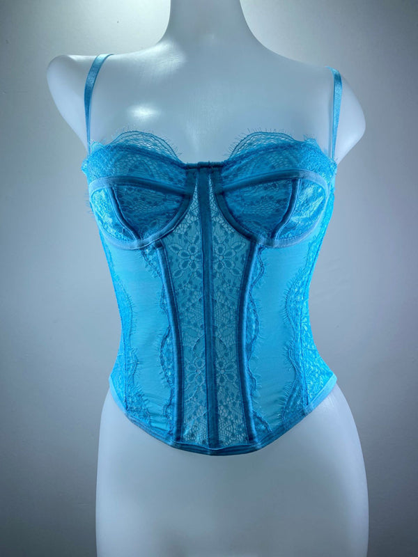 Lace Embroidered stylish Tube Top – Backless, Stylish & Trendy Must-Have