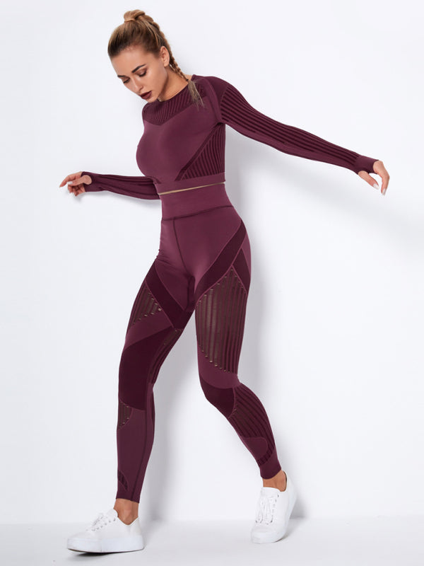 🖤 Seamless Striped Yoga Set – Stretch, Slay & Stay Stylish 🖤