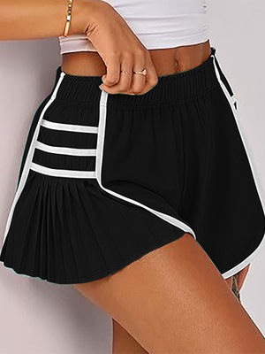 🩷 Quick-Dry Pleated Sports Shorts – Flattering, Breathable & Stylish 🏃‍♀️