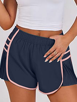 🩷 Quick-Dry Pleated Sports Shorts – Flattering, Breathable & Stylish 🏃‍♀️