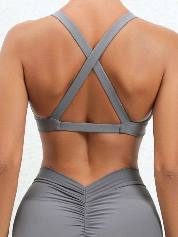 🔥 Quick-Dry Cross-Back Sports Bra – Ultra Supportive & Stylish for Workouts 💦