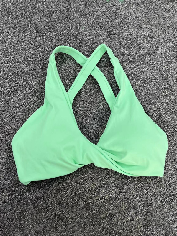 🔥 Quick-Dry Cross-Back Sports Bra – Ultra Supportive & Stylish for Workouts 💦