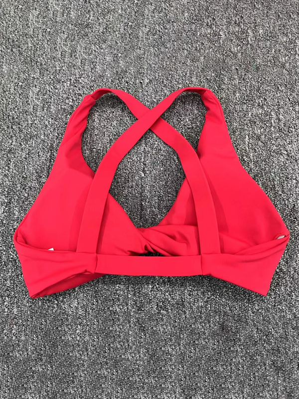 🔥 Quick-Dry Cross-Back Sports Bra – Ultra Supportive & Stylish for Workouts 💦