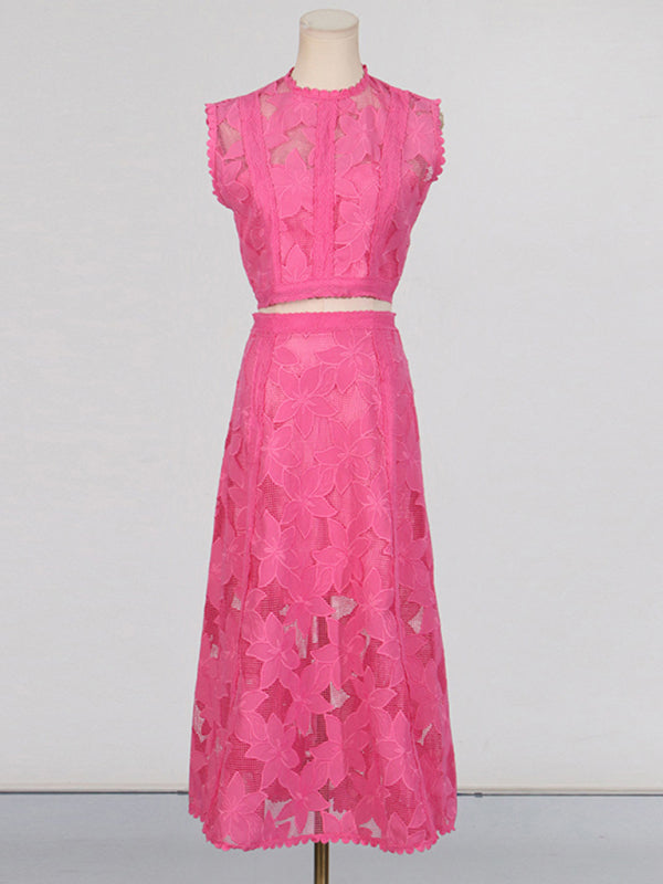 Chic & Trendy Vacation 2-Piece Set – Sleeveless Top + Embroidered Skirt