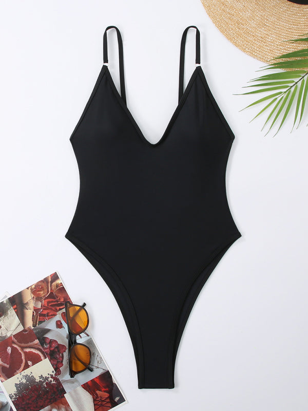 Chic & Sleek One-Piece Swimsuit – stylish, Flattering & Beach-Ready