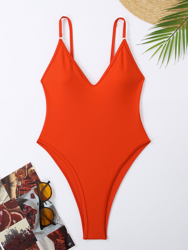 Chic & Sleek One-Piece Swimsuit – stylish, Flattering & Beach-Ready