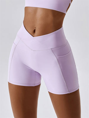 🔥 Buttery Soft Crossover Waist Leggings Shorts with Pockets – Snatched Fit 🩷🔥